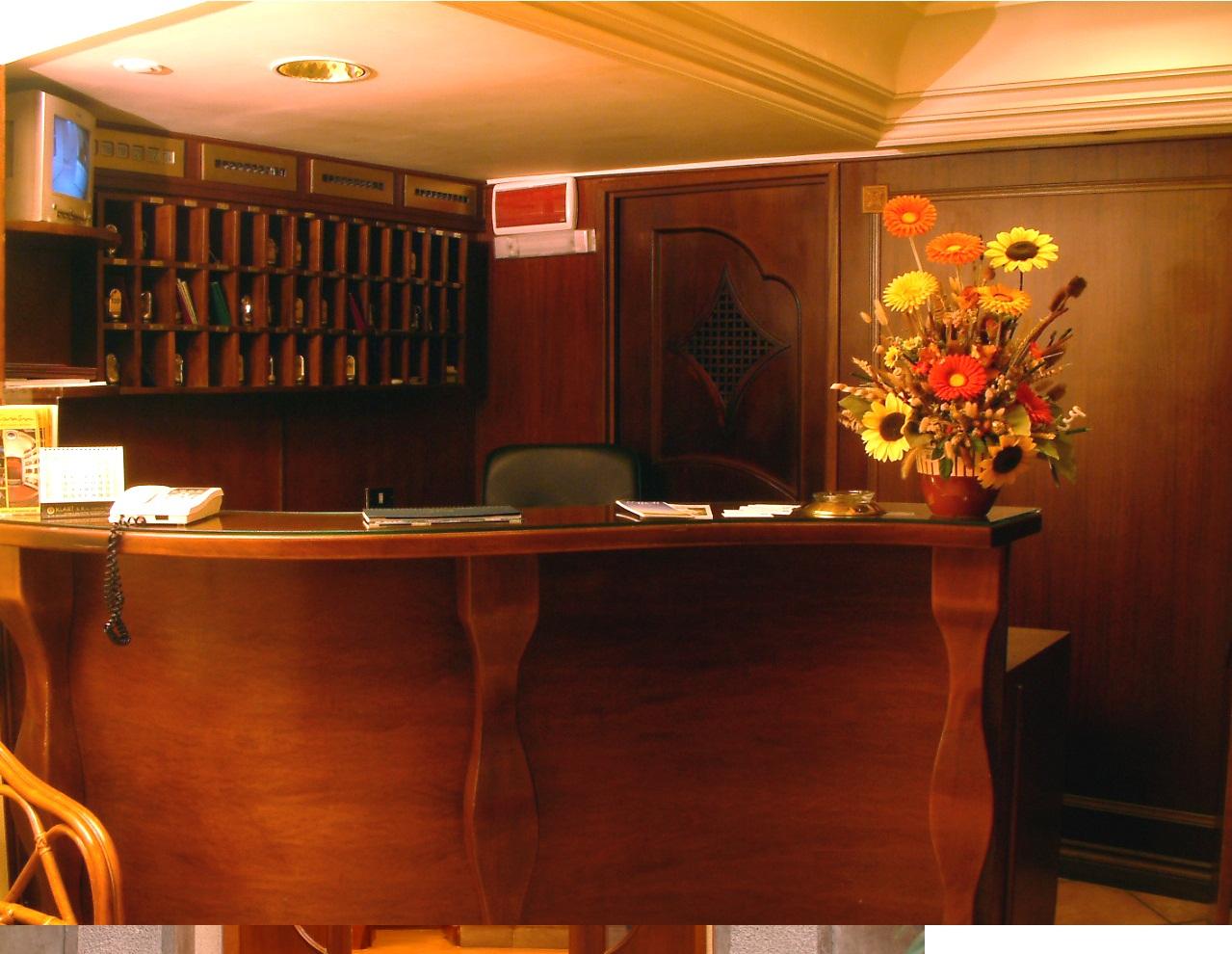 Guiren Dal 1959 Hotel เนเปิลส์ ภายนอก รูปภาพ