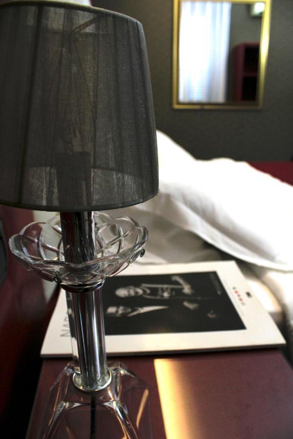 Guiren Dal 1959 Hotel เนเปิลส์ ภายนอก รูปภาพ